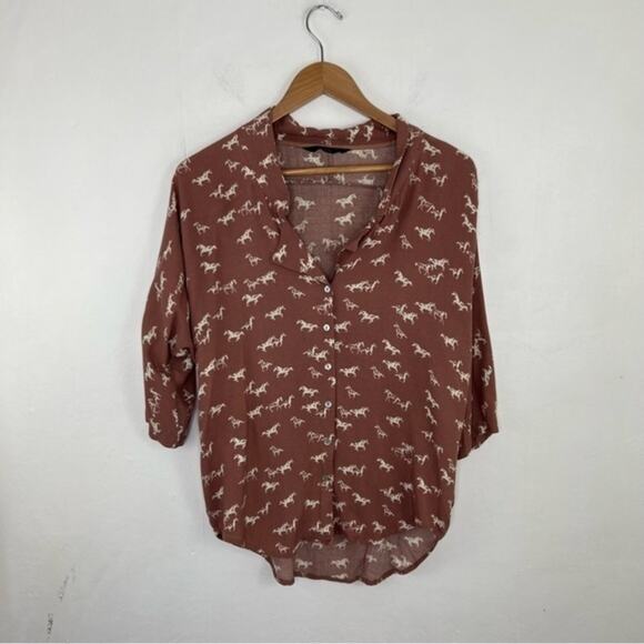 Knot Sisters Novelty Horse Print 3/4 Sleeves Blouse Top Size Small - Picture 1 of 11